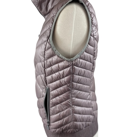 Bernardo Women's Puffer Quilted Vest - Dark lavender - Size Petite Small - Picture 3 of 6